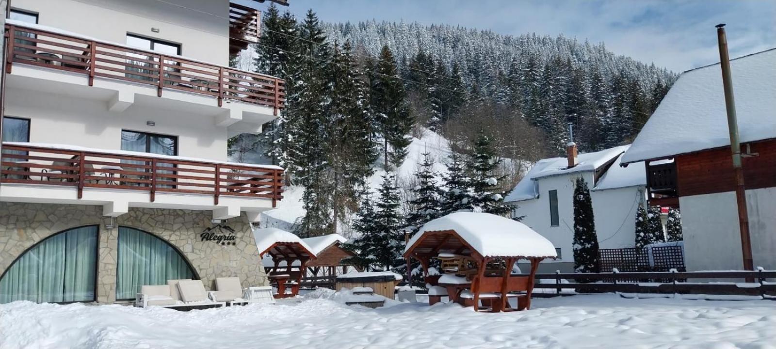 Hotel Alegria - Moieciu De Sus Moeciu De Sus Zewnętrze zdjęcie